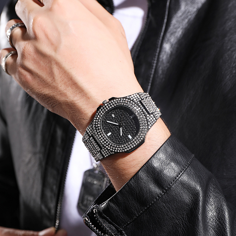 موضة جديدة مثلج خارج ساعة للرج - مراجعة Luxury Watch Iceberg وسعره
