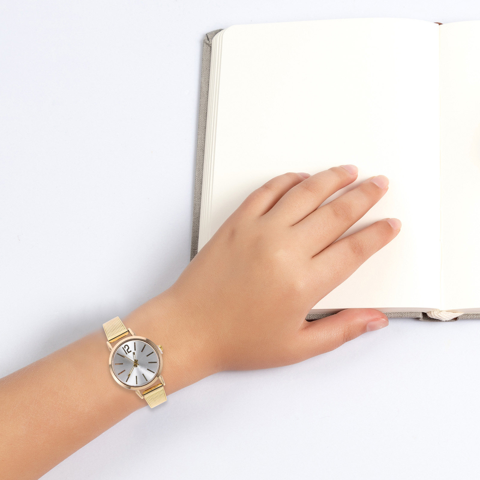 ساعة يد أنيقة للنساء بحركة كوا - مراجعة Luxury Watch Gift For Her وسعره